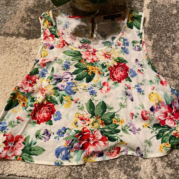 Floral crop top - Picture 2 of 3